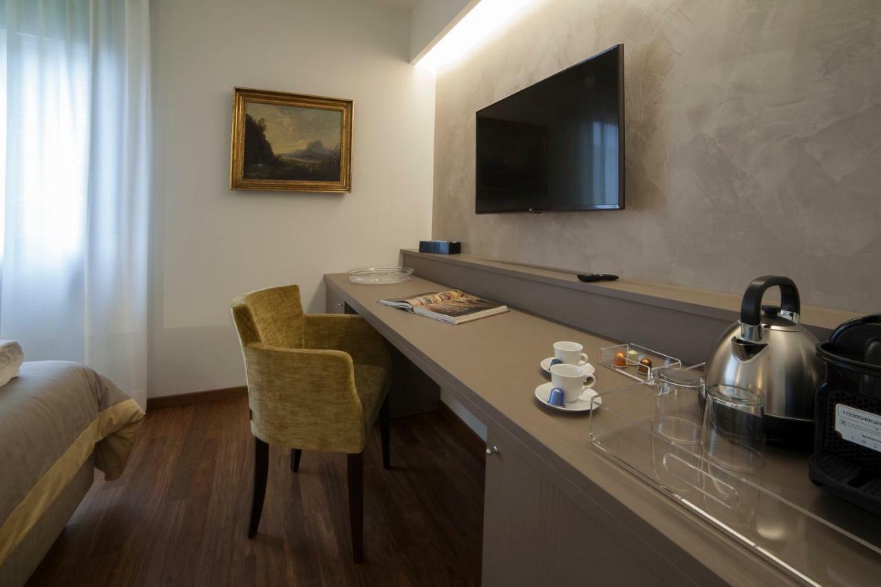 Parco Dell'Adige Rooms Верона Экстерьер фото